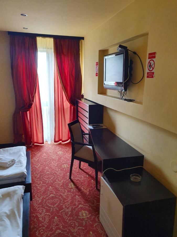Hotel Sajam Novi Sad Exterior foto