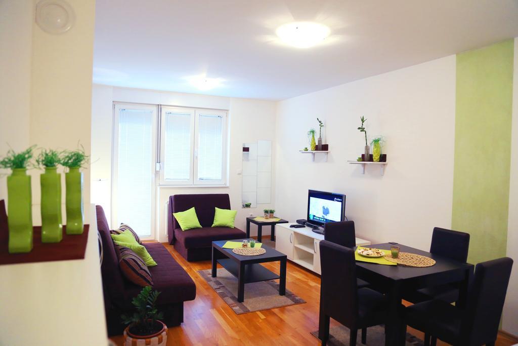 Hotel Sajam Novi Sad Habitación foto